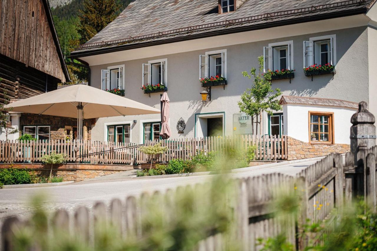 Mayer - Wirtshaus Und Dorfhotel Sankt Martin am Grimming Εξωτερικό φωτογραφία